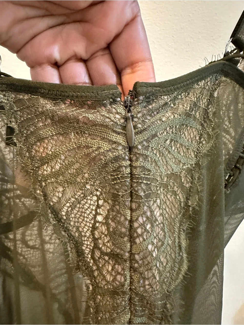 Victoria’s Secret 36D Olive Green Lace Teddy Bodysuit NWT